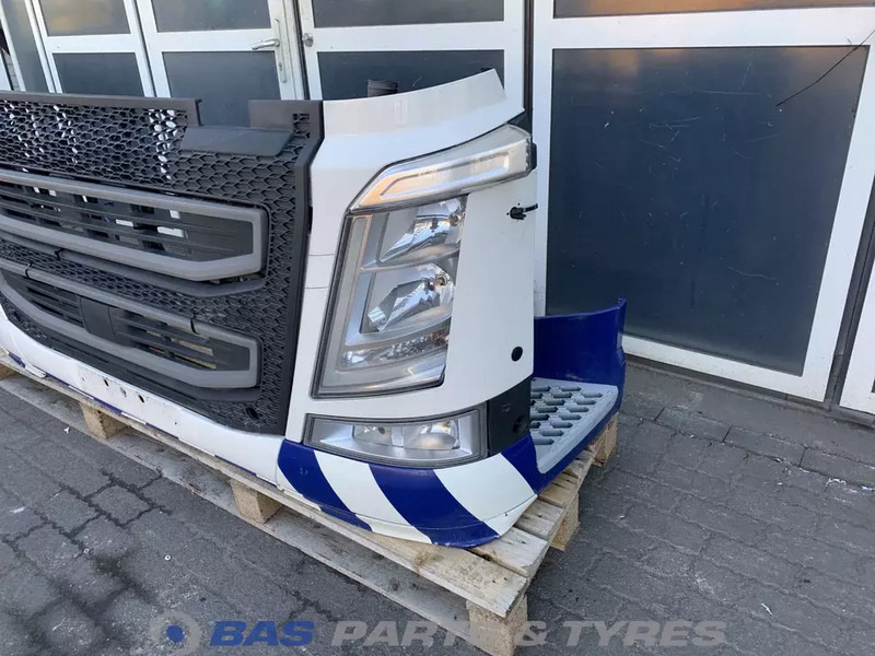 Volvo FH4 Bumper Volvo 82139942 - Bumper voor Vrachtwagen: afbeelding 2 Volvo FH4 Bumper Volvo 82139942 - Bumper voor Vrachtwagen: afbeelding 2