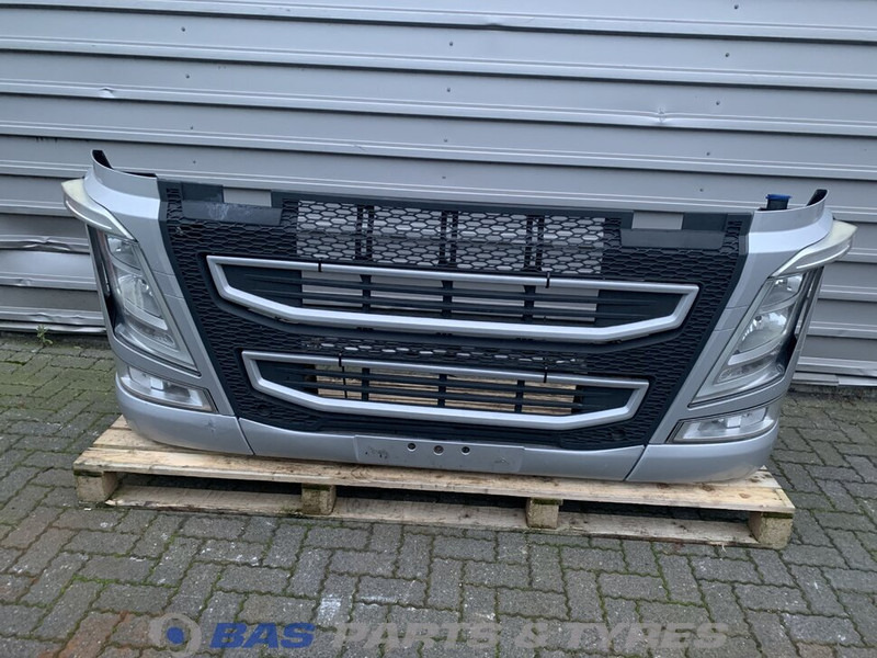 Volvo FH4 Bumper Volvo 82139942 - Bumper voor Vrachtwagen: afbeelding 1 Volvo FH4 Bumper Volvo 82139942 - Bumper voor Vrachtwagen: afbeelding 1