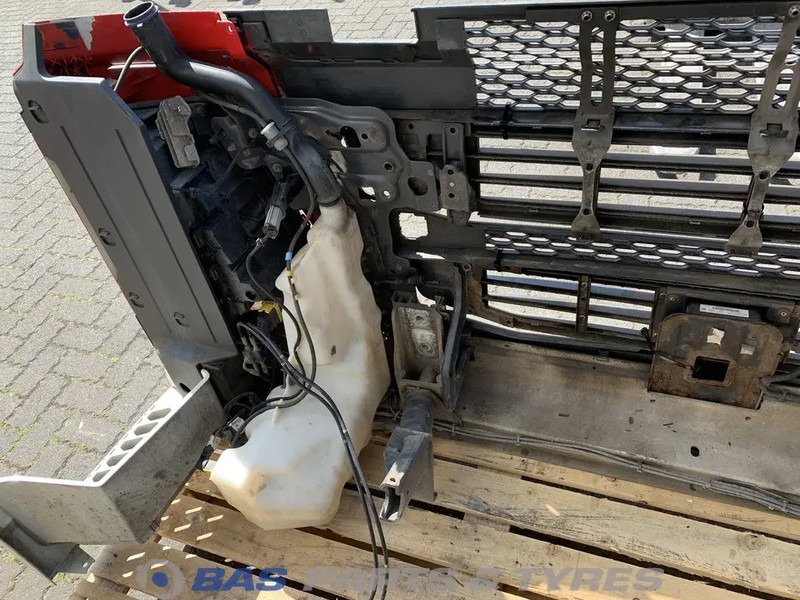 Volvo FH4 Bumper Volvo 82139942 - Bumper voor Vrachtwagen: afbeelding 4 Volvo FH4 Bumper Volvo 82139942 - Bumper voor Vrachtwagen: afbeelding 4