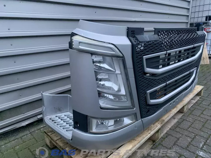 Volvo FH4 Bumper Volvo 82139942 - Bumper voor Vrachtwagen: afbeelding 3 Volvo FH4 Bumper Volvo 82139942 - Bumper voor Vrachtwagen: afbeelding 3