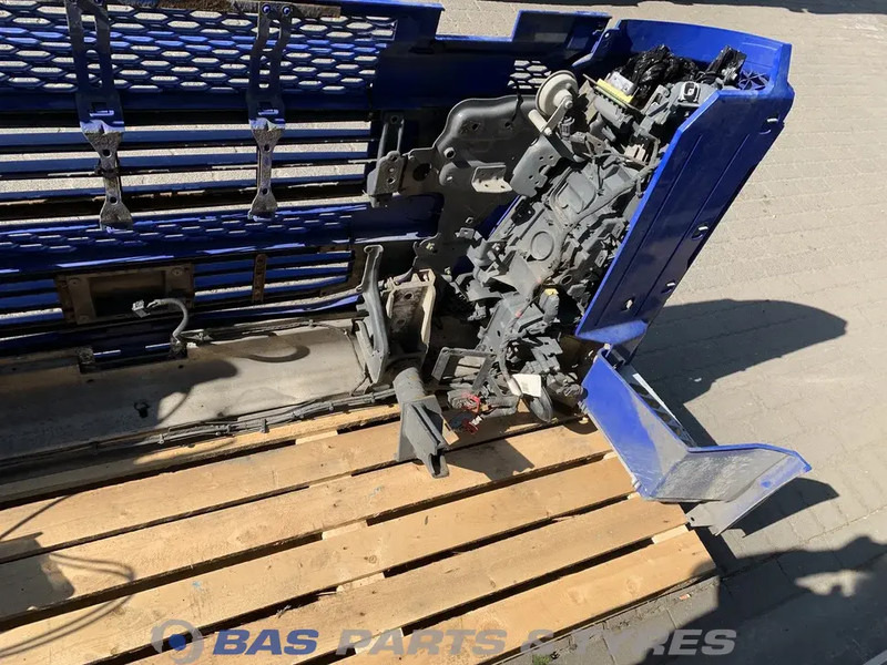 Volvo FH4 Bumper Volvo 84049560 - Bumper voor Vrachtwagen: afbeelding 5 Volvo FH4 Bumper Volvo 84049560 - Bumper voor Vrachtwagen: afbeelding 5