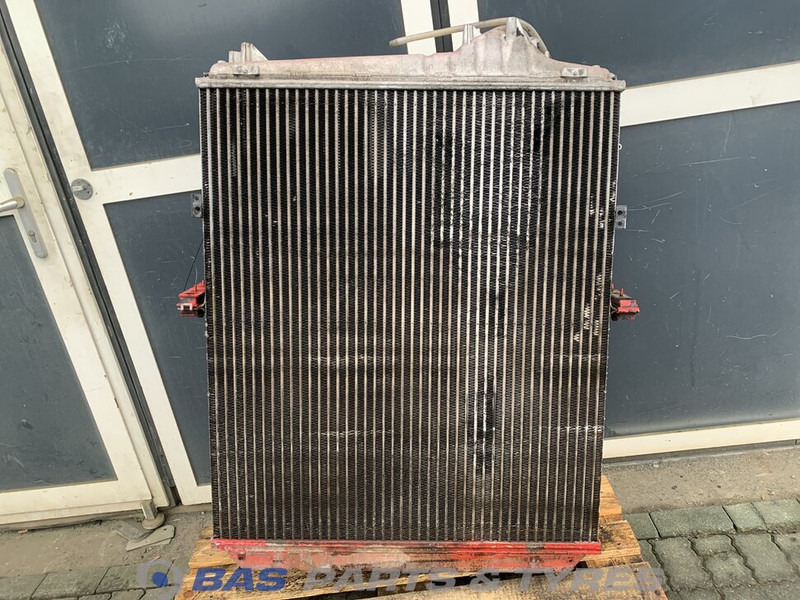 Volvo FH4 Koelerpakket Volvo D13K 460 22318830 - Radiateur voor Vrachtwagen: afbeelding 1 Volvo FH4 Koelerpakket Volvo D13K 460 22318830 - Radiateur voor Vrachtwagen: afbeelding 1