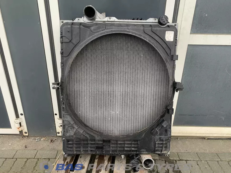 Volvo FH4 Koelerpakket Volvo D13K 540 21208268 - Radiateur voor Vrachtwagen: afbeelding 2 Volvo FH4 Koelerpakket Volvo D13K 540 21208268 - Radiateur voor Vrachtwagen: afbeelding 2