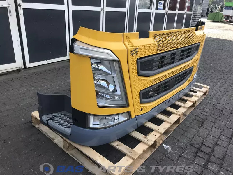 Volvo FH4 - Bumper voor Vrachtwagen: afbeelding 3 Volvo FH4 - Bumper voor Vrachtwagen: afbeelding 3