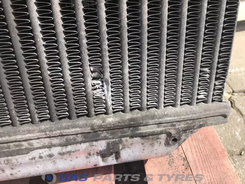Volvo FH4 - Radiateur voor Vrachtwagen: afbeelding 3 Volvo FH4 - Radiateur voor Vrachtwagen: afbeelding 3