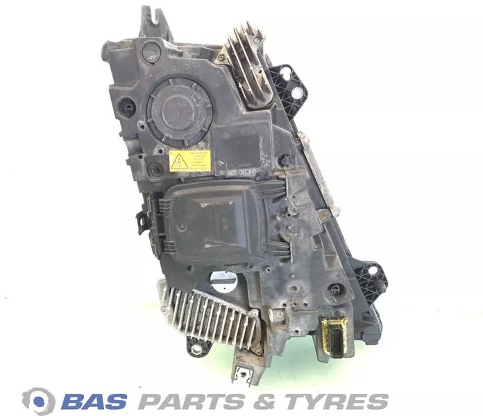 Volvo FH4 - Koplamp voor Vrachtwagen: afbeelding 2 Volvo FH4 - Koplamp voor Vrachtwagen: afbeelding 2