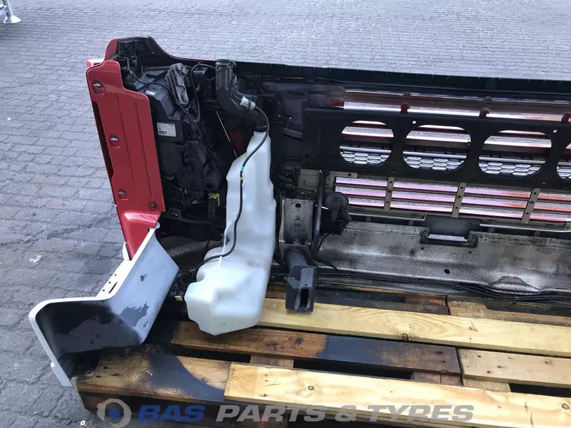 Volvo FM4 Bumper Volvo 21221129 - Bumper voor Vrachtwagen: afbeelding 4 Volvo FM4 Bumper Volvo 21221129 - Bumper voor Vrachtwagen: afbeelding 4