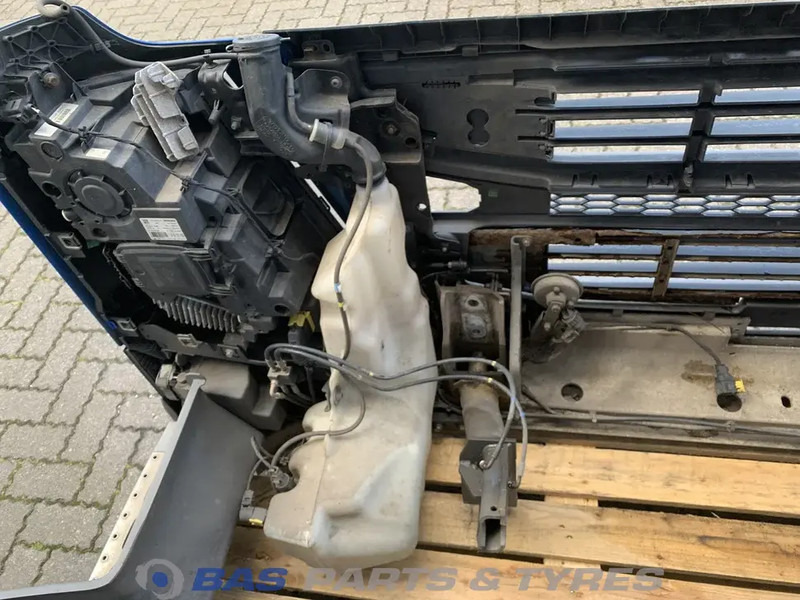 Volvo FM4 Bumper Volvo 78670305 - Bumper voor Vrachtwagen: afbeelding 5 Volvo FM4 Bumper Volvo 78670305 - Bumper voor Vrachtwagen: afbeelding 5