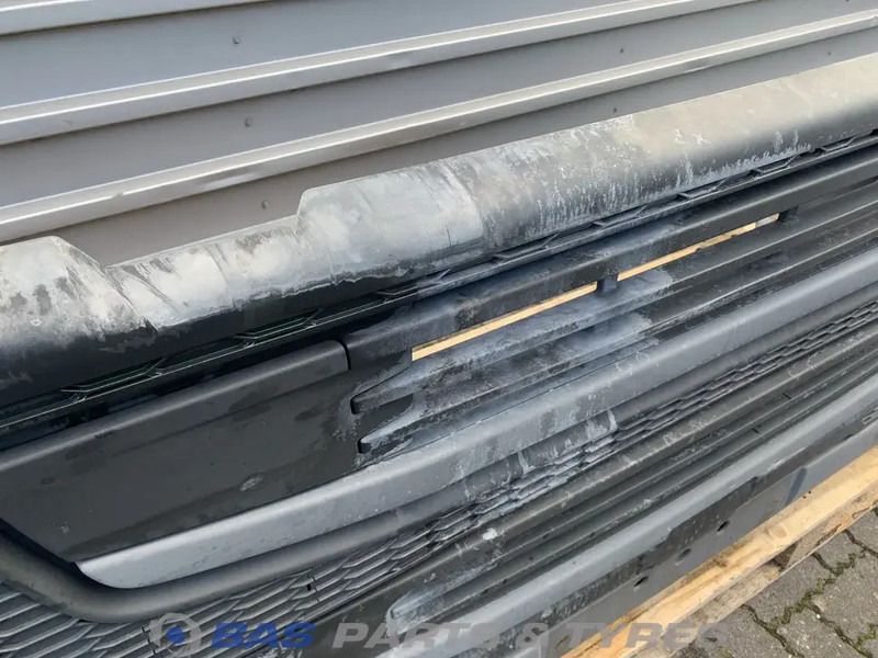 Volvo FM4 Bumper Volvo 78670305 - Bumper voor Vrachtwagen: afbeelding 4 Volvo FM4 Bumper Volvo 78670305 - Bumper voor Vrachtwagen: afbeelding 4