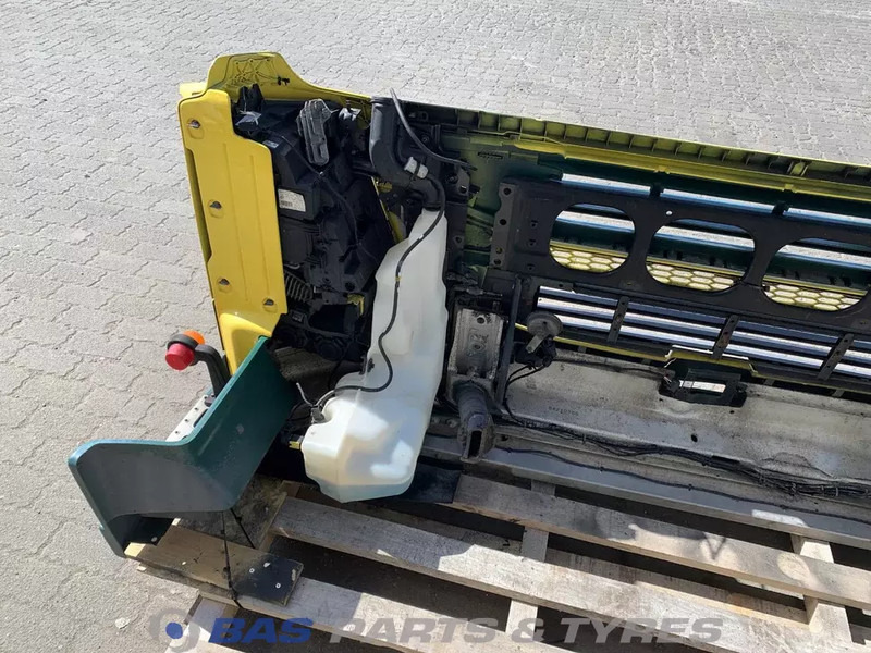 Volvo FM4 Bumper Volvo 82491840 - Bumper voor Vrachtwagen: afbeelding 4 Volvo FM4 Bumper Volvo 82491840 - Bumper voor Vrachtwagen: afbeelding 4