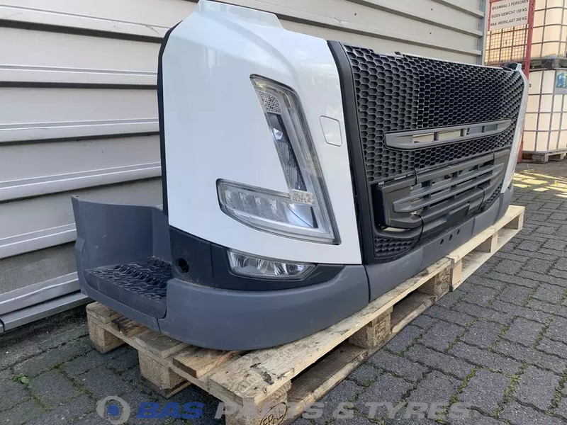 Volvo FM5 Bumper Volvo 84407376 - Bumper voor Vrachtwagen: afbeelding 3 Volvo FM5 Bumper Volvo 84407376 - Bumper voor Vrachtwagen: afbeelding 3