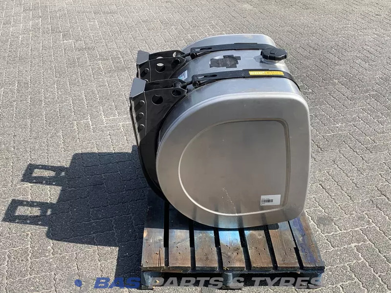 Volvo  - Brandstoftank voor Vrachtwagen: afbeelding 4 Volvo  - Brandstoftank voor Vrachtwagen: afbeelding 4