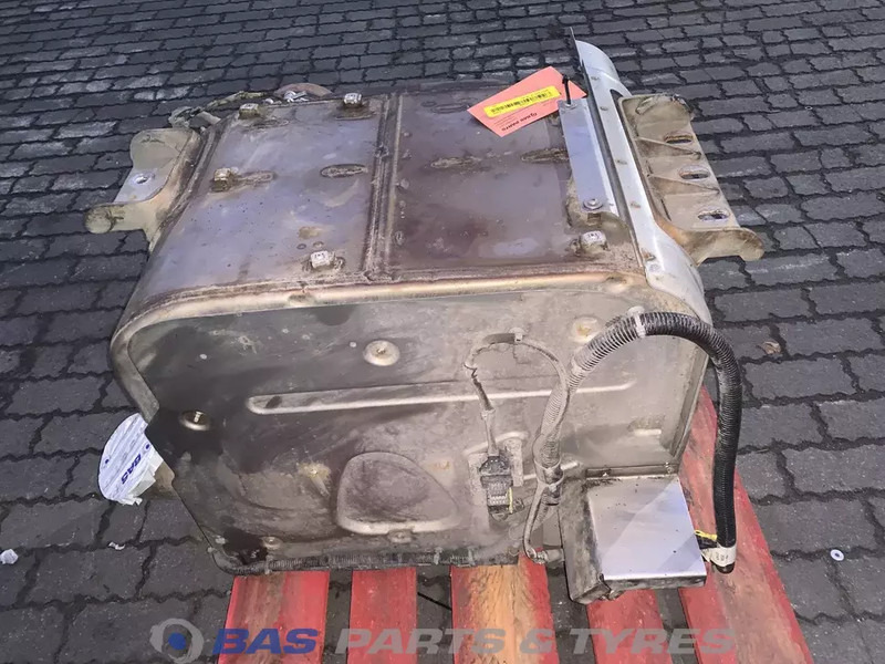 Volvo Uitlaatdemper Volvo 21750081 - Geluiddemper voor Vrachtwagen: afbeelding 4 Volvo Uitlaatdemper Volvo 21750081 - Geluiddemper voor Vrachtwagen: afbeelding 4