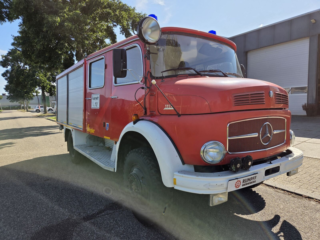 Mercedes-Benz LAF 1113 B 4X4 Turbo Diesel (170 PK) brandweerwagen - Brandweerwagen: afbeelding 4 Mercedes-Benz LAF 1113 B 4X4 Turbo Diesel (170 PK) brandweerwagen - Brandweerwagen: afbeelding 4