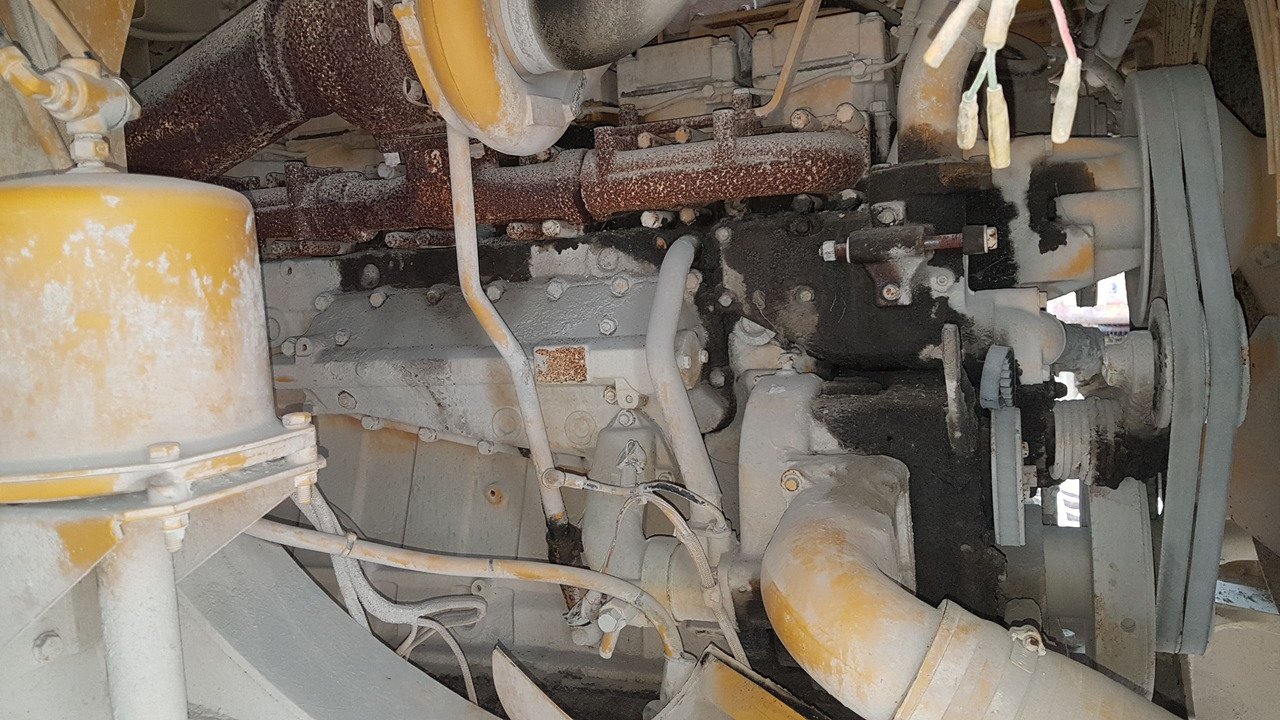 KOMATSU HD 325.5 - Zelfrijdende kiepwagen: afbeelding 4 KOMATSU HD 325.5 - Zelfrijdende kiepwagen: afbeelding 4