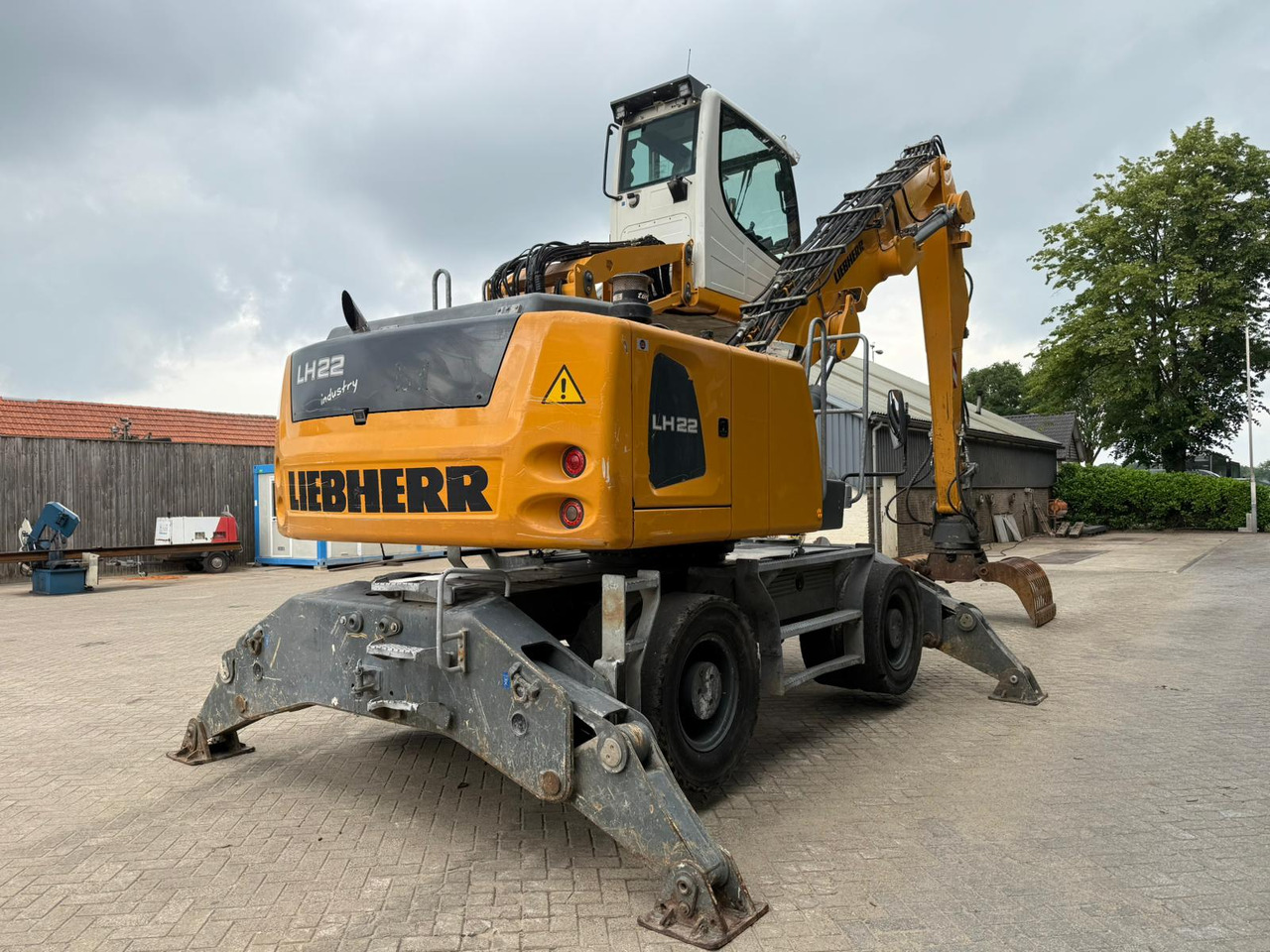 LIEBHERR LH22M - Overslagkraan: afbeelding 2 LIEBHERR LH22M - Overslagkraan: afbeelding 2