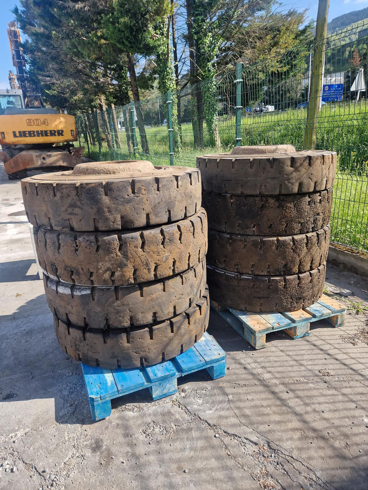 RUEDAS MACIZAS 12.00R20 - Complete wiel voor Bouwmachine: afbeelding 3 RUEDAS MACIZAS 12.00R20 - Complete wiel voor Bouwmachine: afbeelding 3