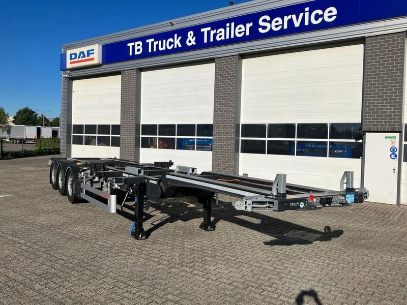 Kässbohrer SHG AVH / 45 - 12 / 27 Voor- en achterzijde uitschuifbaar -> 20"/40"/45" - Containertransporter/ Wissellaadbak oplegger: afbeelding 3 Kässbohrer SHG AVH / 45 - 12 / 27 Voor- en achterzijde uitschuifbaar -> 20"/40"/45" - Containertransporter/ Wissellaadbak oplegger: afbeelding 3