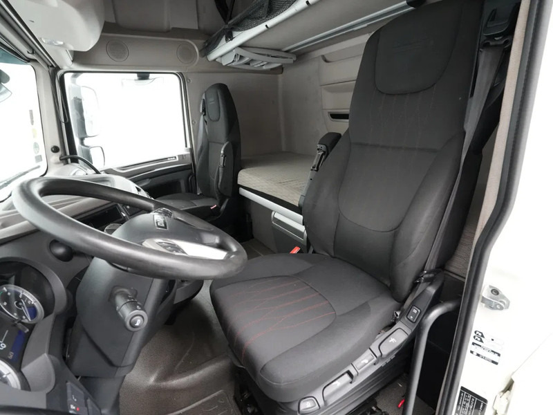 Trekker DAF XF 480 FT Super Space Cab, PTO Prep: afbeelding 14