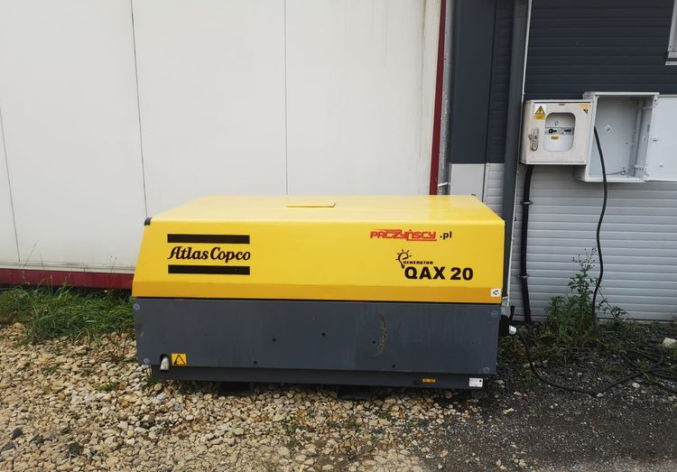 Agregat prądotwórczy Atlas Copco QAX 20 2005 Agregat (Genrtator) prądotwórczy Atlas Copco - Industrie generator: afbeelding 1 Agregat prądotwórczy Atlas Copco QAX 20 2005 Agregat (Genrtator) prądotwórczy Atlas Copco - Industrie generator: afbeelding 1