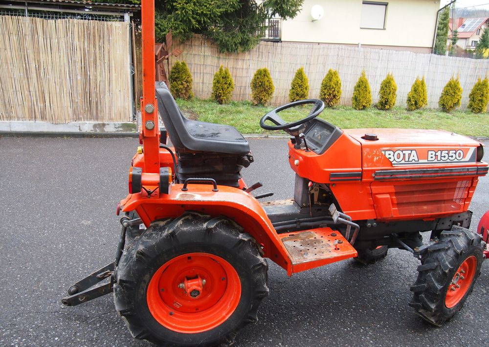Ciągnik Kubota B1550 1994 traktorek KUBOTA 4x4 19KM - Tractor: afbeelding 3 Ciągnik Kubota B1550 1994 traktorek KUBOTA 4x4 19KM - Tractor: afbeelding 3