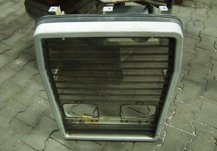 Części do Ciągnika Massey Ferguson MF 3000, 6000 Przedni grill maskę do Massey Ferguson serii 3000, 3100.
z lampami - Rooster voor Landbouwmachine: afbeelding 3 Części do Ciągnika Massey Ferguson MF 3000, 6000 Przedni grill maskę do Massey Ferguson serii 3000, 3100.
z lampami - Rooster voor Landbouwmachine: afbeelding 3