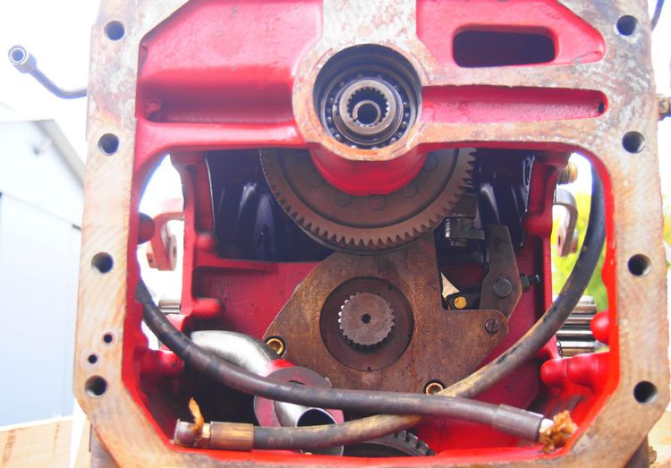 Części do Ciągnika Massey Ferguson MF 3000, 6000  Tylny most z podnośnikiem od MF 3000, 6000 - Achterass voor Landbouwmachine: afbeelding 3 Części do Ciągnika Massey Ferguson MF 3000, 6000  Tylny most z podnośnikiem od MF 3000, 6000 - Achterass voor Landbouwmachine: afbeelding 3