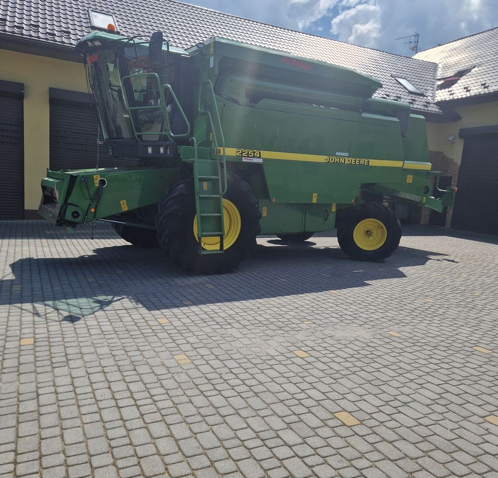 Kombajn zbożawy John deere 2254 2000 Kombajn John Deere JD - Maaidorser: afbeelding 5 Kombajn zbożawy John deere 2254 2000 Kombajn John Deere JD - Maaidorser: afbeelding 5