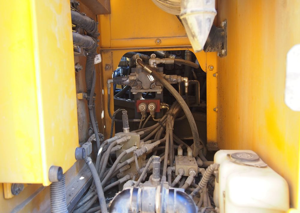 Koparka gąsienicowa Volvo EC180CL 2008 KOPARKA VOLVO - Rupsgraafmachine: afbeelding 5 Koparka gąsienicowa Volvo EC180CL 2008 KOPARKA VOLVO - Rupsgraafmachine: afbeelding 5