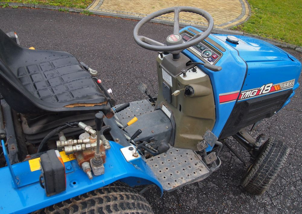 Kosiarka traktorek Iseki TMG T18 1995 hydro Diesel - Gazonmaaier: afbeelding 2 Kosiarka traktorek Iseki TMG T18 1995 hydro Diesel - Gazonmaaier: afbeelding 2