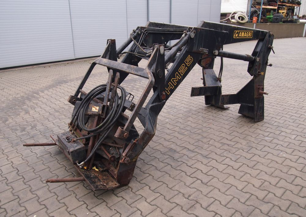 Ładowacz czołowy Amagri HM 25 1999 Tur AMAGRI do Renault 90-34 - Voorlader voor tractor: afbeelding 3 Ładowacz czołowy Amagri HM 25 1999 Tur AMAGRI do Renault 90-34 - Voorlader voor tractor: afbeelding 3