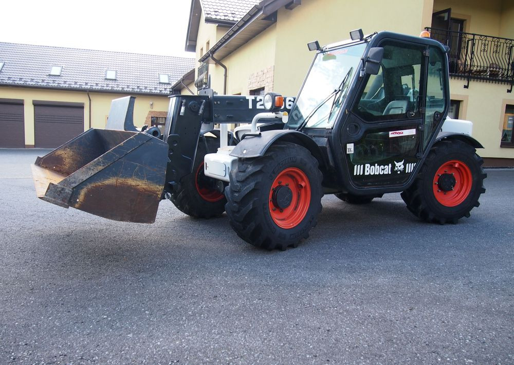 Leasing  Ładowarka teleskopowa Bobcat T2556 2005 Ładowarka teleskopowa BOBCAT Ładowarka teleskopowa Bobcat T2556 2005 Ładowarka teleskopowa BOBCAT: afbeelding 19
