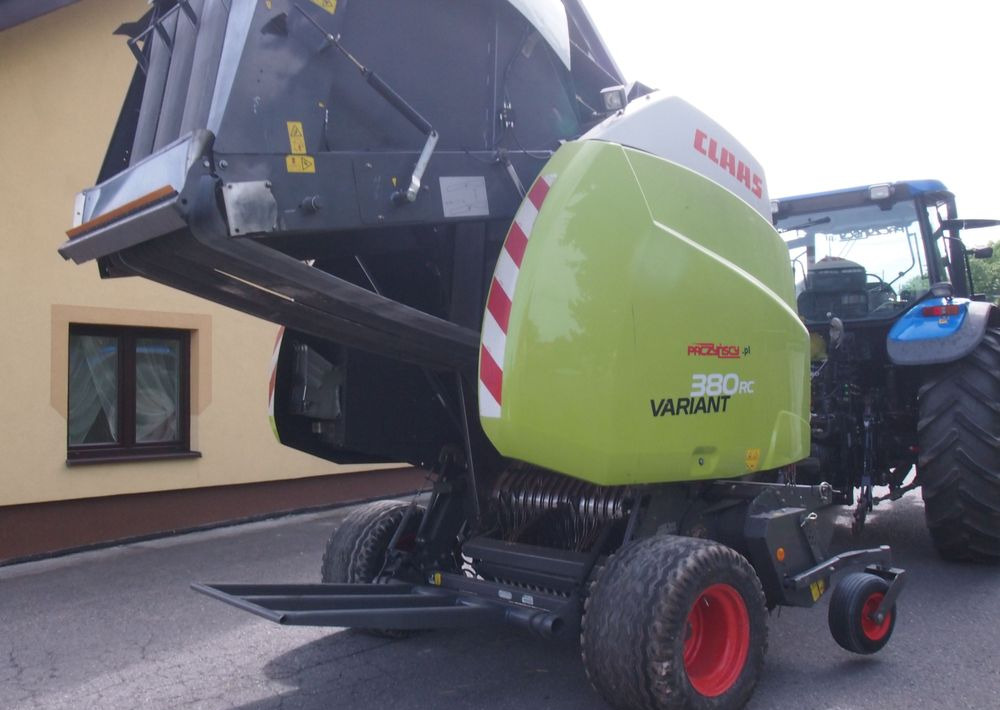 Prasa Claas VARIANT 380 RC 2014 Prasa rolująca z nożami i opuszczana podłoga - Ronde balenpers: afbeelding 5 Prasa Claas VARIANT 380 RC 2014 Prasa rolująca z nożami i opuszczana podłoga - Ronde balenpers: afbeelding 5