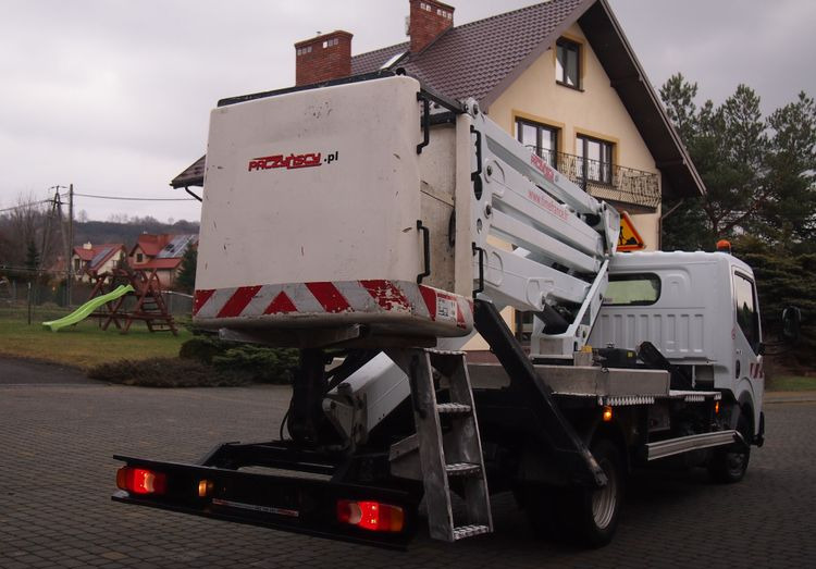 Samochód Renault Isoli PLE194/10N  2015 Renault Maxity Zwyżka Podnośnik koszowy - Vrachtwagen hoogwerker: afbeelding 5 Samochód Renault Isoli PLE194/10N  2015 Renault Maxity Zwyżka Podnośnik koszowy - Vrachtwagen hoogwerker: afbeelding 5