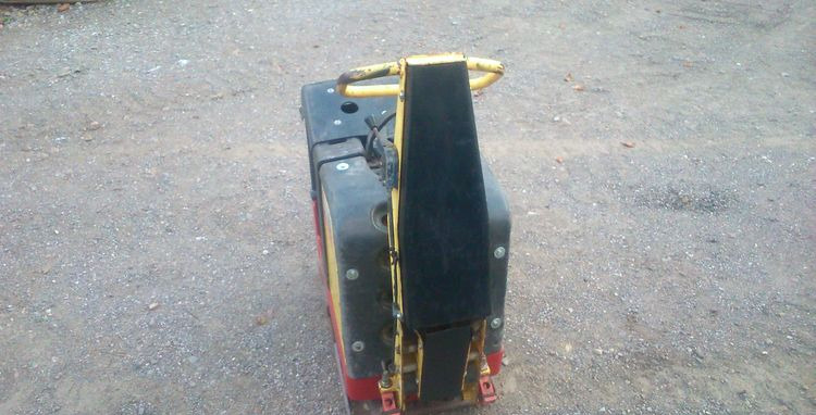 Ubijarka Dynapac LH 300 2006 - Trilplaat: afbeelding 5 Ubijarka Dynapac LH 300 2006 - Trilplaat: afbeelding 5