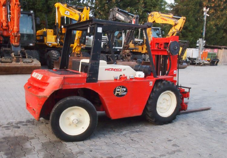 Diesel heftruck Wózek widłowy Manitou MC.20.HP 1992: afbeelding 10 Diesel heftruck Wózek widłowy Manitou MC.20.HP 1992: afbeelding 10