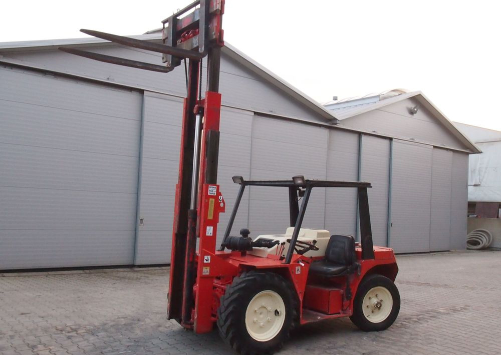 Wózek widłowy Manitou MC.20.HP 1992 - Diesel heftruck: afbeelding 1 Wózek widłowy Manitou MC.20.HP 1992 - Diesel heftruck: afbeelding 1