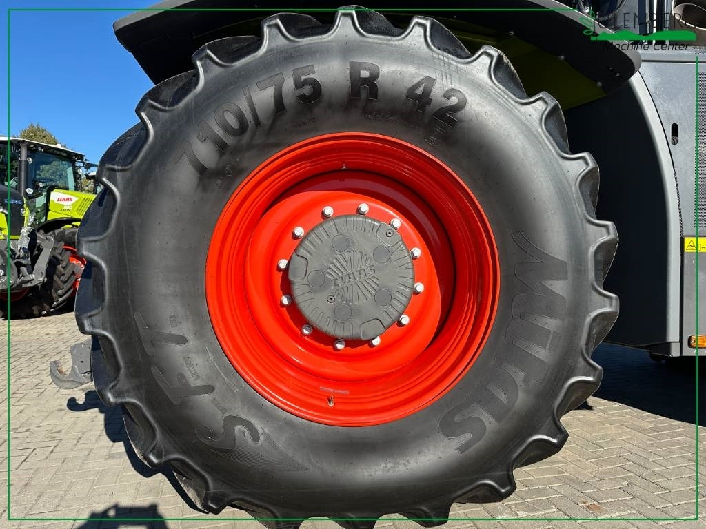 Claas Xerion 5000 VC - Tractor: afbeelding 5 Claas Xerion 5000 VC - Tractor: afbeelding 5