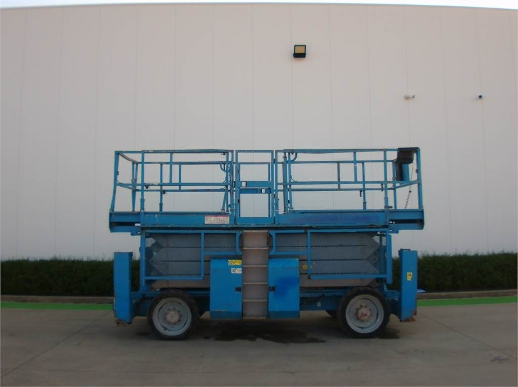 Genie GS4390RT - Schaarlift: afbeelding 1 Genie GS4390RT - Schaarlift: afbeelding 1