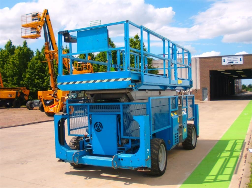 Genie GS5390RT - Schaarlift: afbeelding 2 Genie GS5390RT - Schaarlift: afbeelding 2