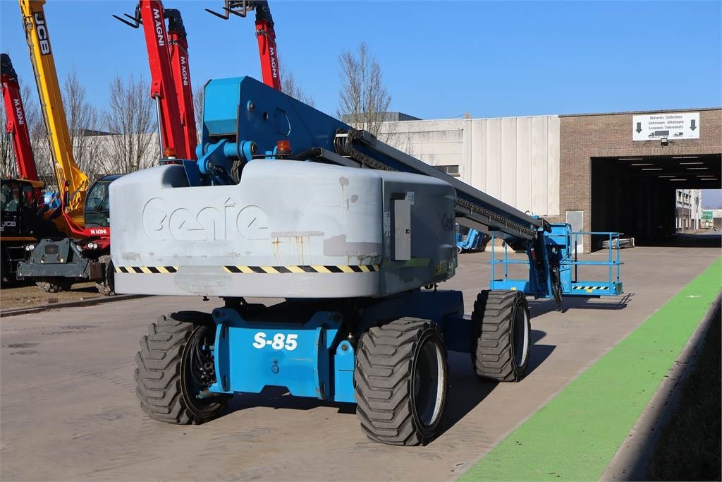 Genie S85 - Telescoophoogwerker: afbeelding 4 Genie S85 - Telescoophoogwerker: afbeelding 4