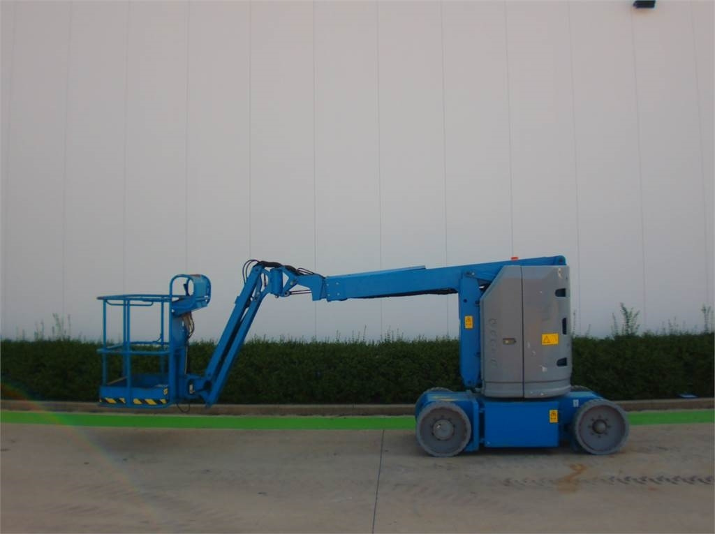 Genie Z30-20NRJ - Knikarmhoogwerker: afbeelding 1 Genie Z30-20NRJ - Knikarmhoogwerker: afbeelding 1