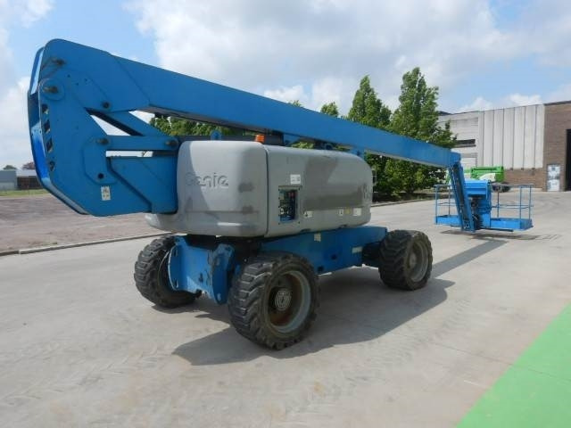 Genie Z80-60RT - Knikarmhoogwerker: afbeelding 4 Genie Z80-60RT - Knikarmhoogwerker: afbeelding 4