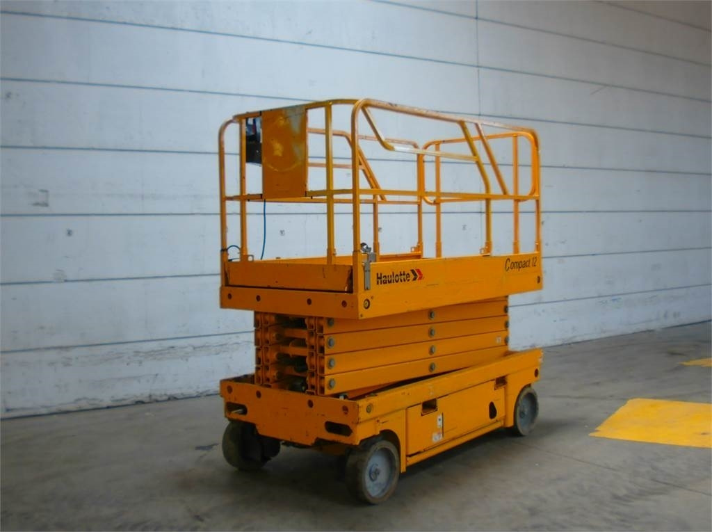 Haulotte Compact 12 - Schaarlift: afbeelding 4 Haulotte Compact 12 - Schaarlift: afbeelding 4