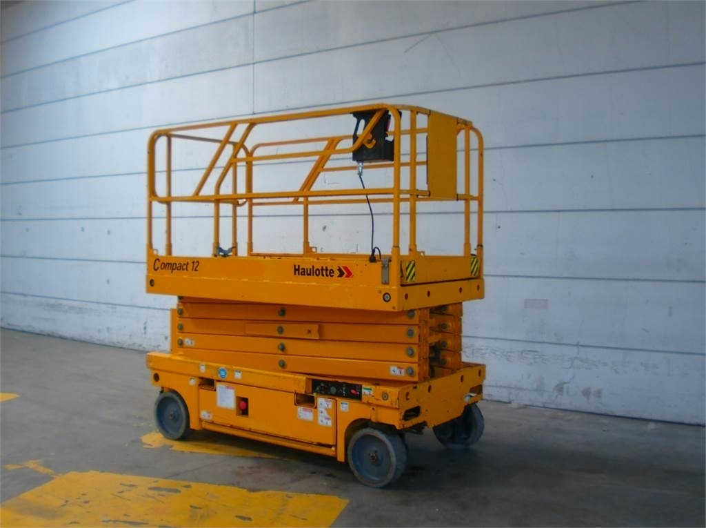 Haulotte Compact 12 - Schaarlift: afbeelding 3 Haulotte Compact 12 - Schaarlift: afbeelding 3
