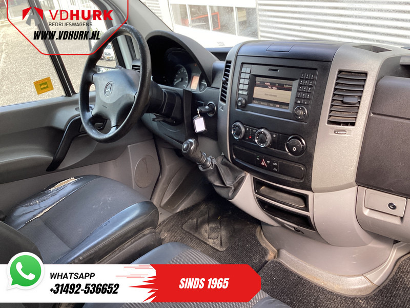 Mercedes-Benz Sprinter 214 2.2 CDI EXPORT ONLY Airco/ Cruise/ Trekhaak/ Bluetooth - Kleine bestelwagen: afbeelding 3 Mercedes-Benz Sprinter 214 2.2 CDI EXPORT ONLY Airco/ Cruise/ Trekhaak/ Bluetooth - Kleine bestelwagen: afbeelding 3