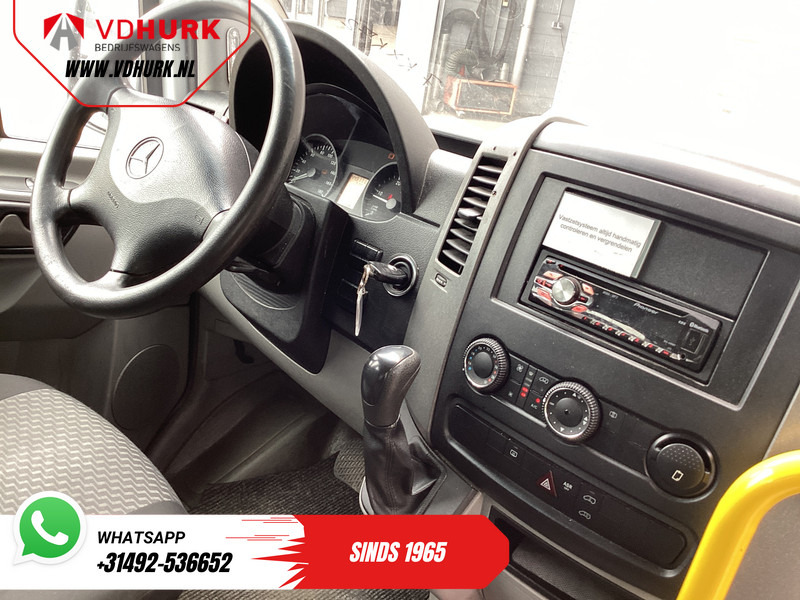 Mercedes-Benz Sprinter 313 2.2 CDI Aut. L2H2 €11.132 Incl. BTW BPM VRIJ! EXPORT ONLY Combi/ 9 Persoons/ Kombi/ 9P/ Airco/ Rolstoellift - Minibus, Personenvervoer: afbeelding 3 Mercedes-Benz Sprinter 313 2.2 CDI Aut. L2H2 €11.132 Incl. BTW BPM VRIJ! EXPORT ONLY Combi/ 9 Persoons/ Kombi/ 9P/ Airco/ Rolstoellift - Minibus, Personenvervoer: afbeelding 3
