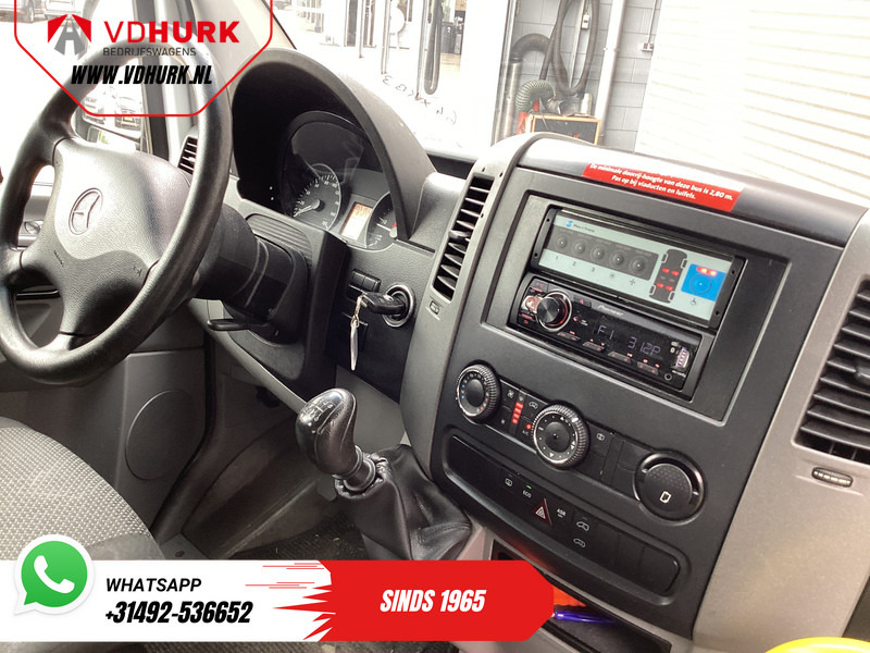Mercedes-Benz Sprinter 313 2.2 CDI L2H2 €9.922 Incl. BTW BPM VRIJ! EXPORT ONLY Combi/ 9 Persoons/ Kombi/ 9P/ Airco/ Rolstoellift - Minibus, Personenvervoer: afbeelding 3 Mercedes-Benz Sprinter 313 2.2 CDI L2H2 €9.922 Incl. BTW BPM VRIJ! EXPORT ONLY Combi/ 9 Persoons/ Kombi/ 9P/ Airco/ Rolstoellift - Minibus, Personenvervoer: afbeelding 3
