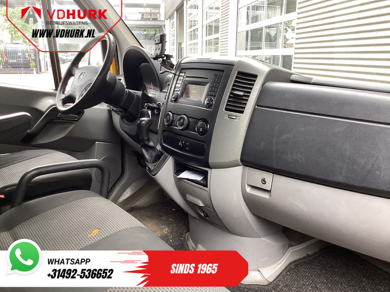 Mercedes-Benz Sprinter 316 2.2 CDI Aut. L2H2 EXPORT ONLY 3,5T Trekgewicht / Airco/ Cruise/ Trekhaak - Gesloten bestelwagen: afbeelding 3 Mercedes-Benz Sprinter 316 2.2 CDI Aut. L2H2 EXPORT ONLY 3,5T Trekgewicht / Airco/ Cruise/ Trekhaak - Gesloten bestelwagen: afbeelding 3