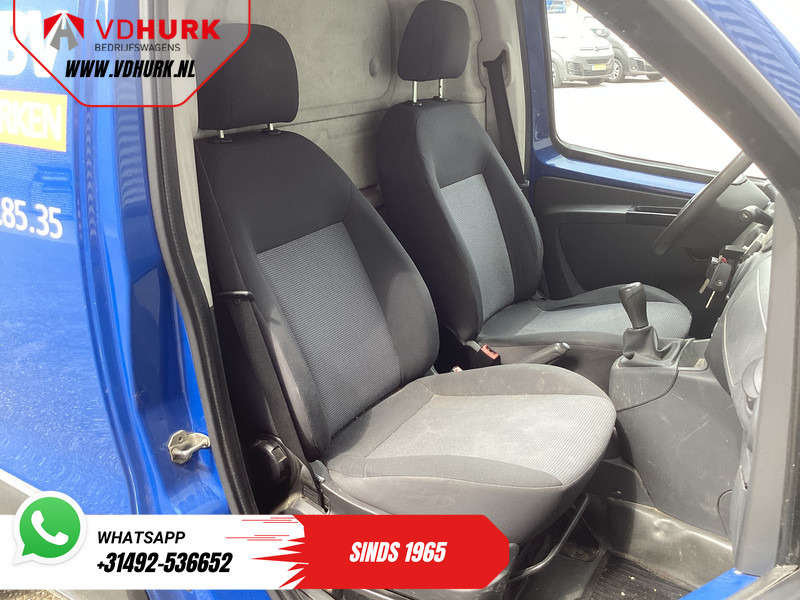 Kleine bestelwagen Peugeot Bipper 1.4 HDi EXPORT ONLY Rijdt prima/ APK 01-2026/ Carkit/ Betimmerd/ Radio/ Trekhaak: afbeelding 11 Kleine bestelwagen Peugeot Bipper 1.4 HDi EXPORT ONLY Rijdt prima/ APK 01-2026/ Carkit/ Betimmerd/ Radio/ Trekhaak: afbeelding 11